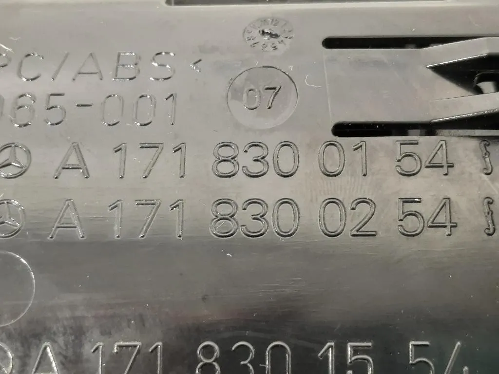 Griglia Condotto ARIA Cruscotto ANT DX A1718301554 DX Mercedes Classe SLK R171 2004