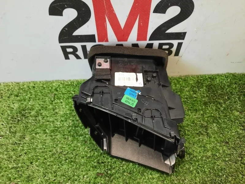 Griglia Condotto ARIA Cruscotto ANT DX 687604EH0A Nissan Qashqai II 2014