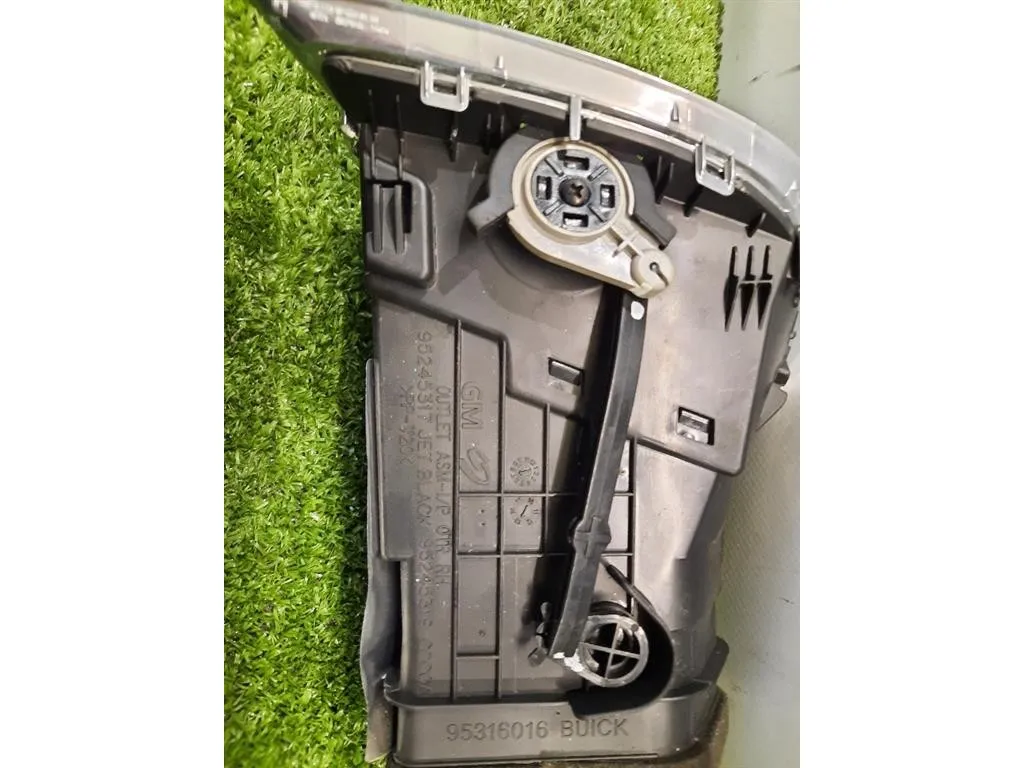 Griglia Condotto ARIA Cruscotto ANT DX 95437807 Opel Mokka 2013