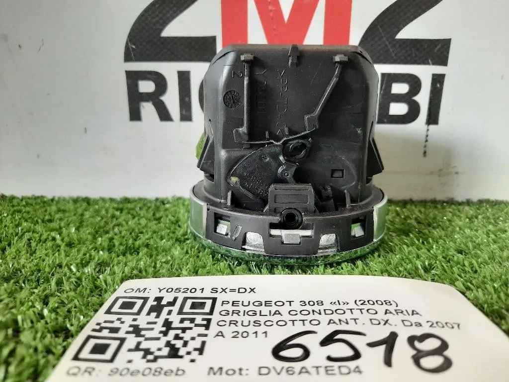 Griglia Condotto ARIA Cruscotto ANT DX Y05201 SXDX Peugeot 308 I 2008