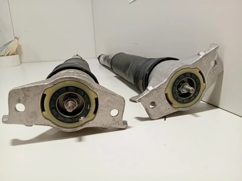 Ammortizzatore POST DX 39131174 DX+SX Opel Astra K 2019