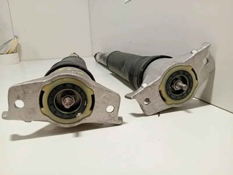 Ammortizzatore POST DX 39131174 DX+SX Opel Astra K 2019