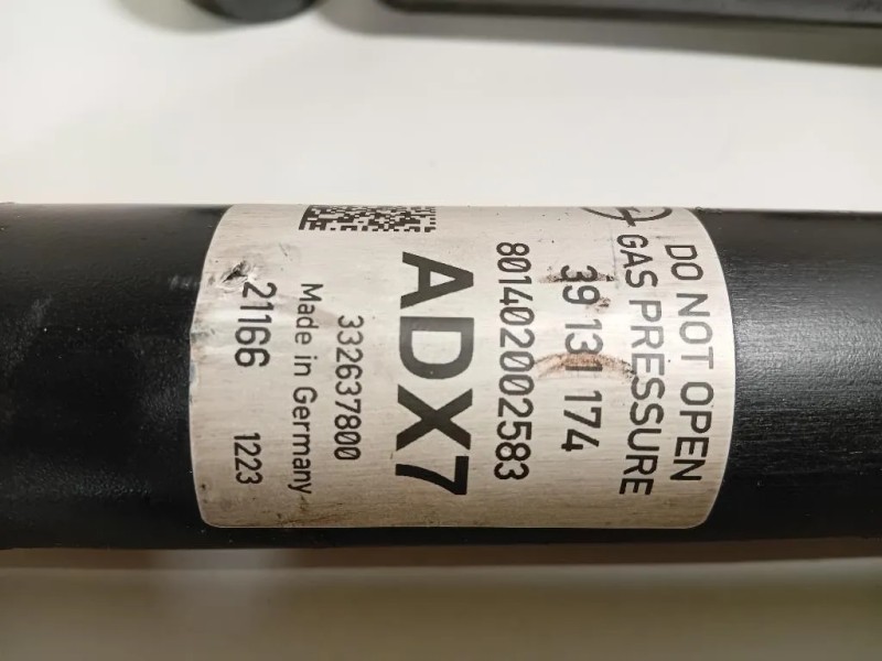 Ammortizzatore POST DX 39131174 DX+SX Opel Astra K 2019