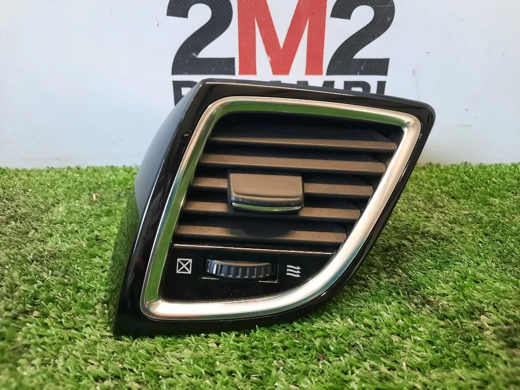 Griglia Condotto ARIA Cruscotto ANT SX B63F6483002 Mazda 3 III 2016