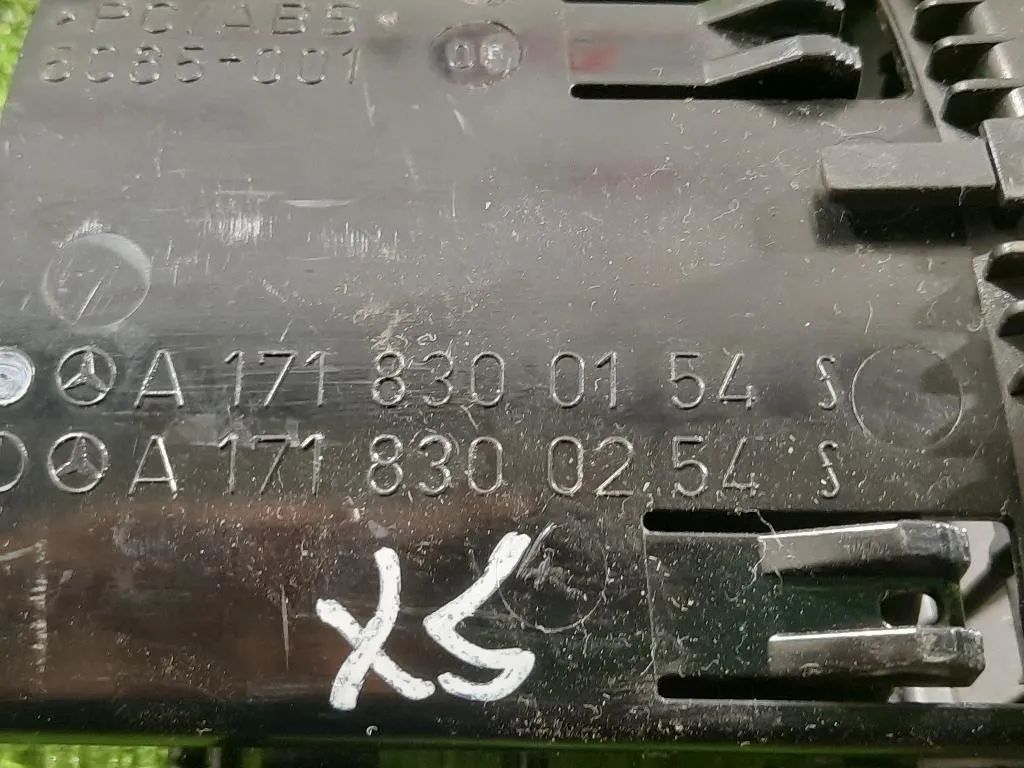 Griglia Condotto ARIA Cruscotto ANT SX 1718300154 Mercedes Classe SLK R171 2004