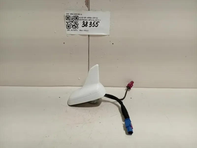 Antenna GPS 8R0 035 503 E Audi Q5 8RB 2012