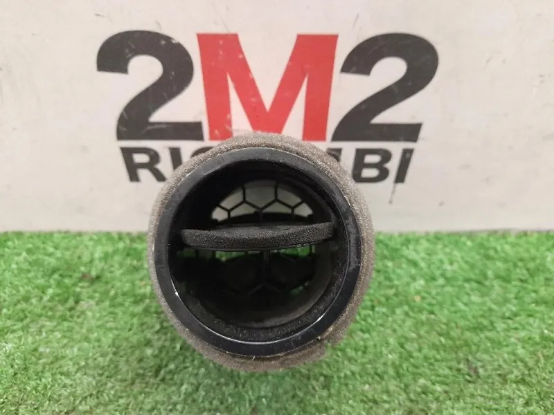 Griglia Condotto ARIA Cruscotto ANT SX 68760BJ04D Nissan Nv200 2009