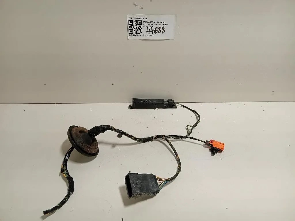 Antenna Keyless GO TN233800-3040 Opel Astra K 2016