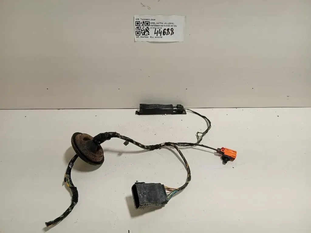 Antenna Keyless GO TN233800-3040 Opel Astra K 2016