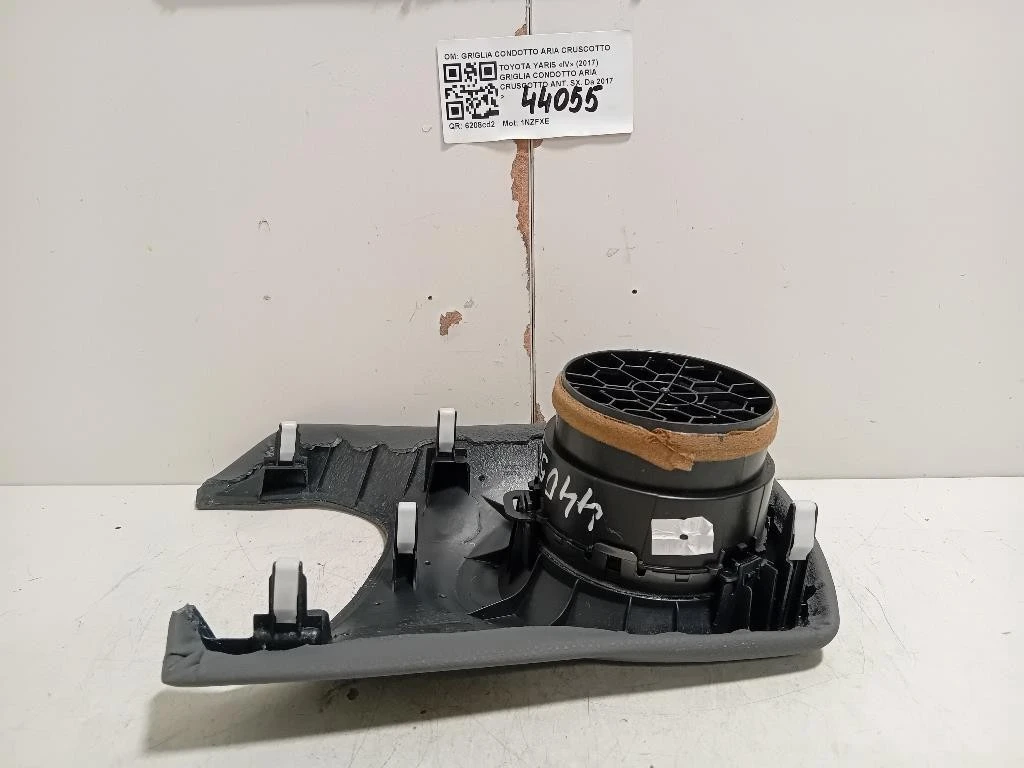Griglia Condotto ARIA Cruscotto ANT SX GRIGLIA CONDOTTO ARIA CRUSCOTTO ANT SX Toyota Yaris IV 2017