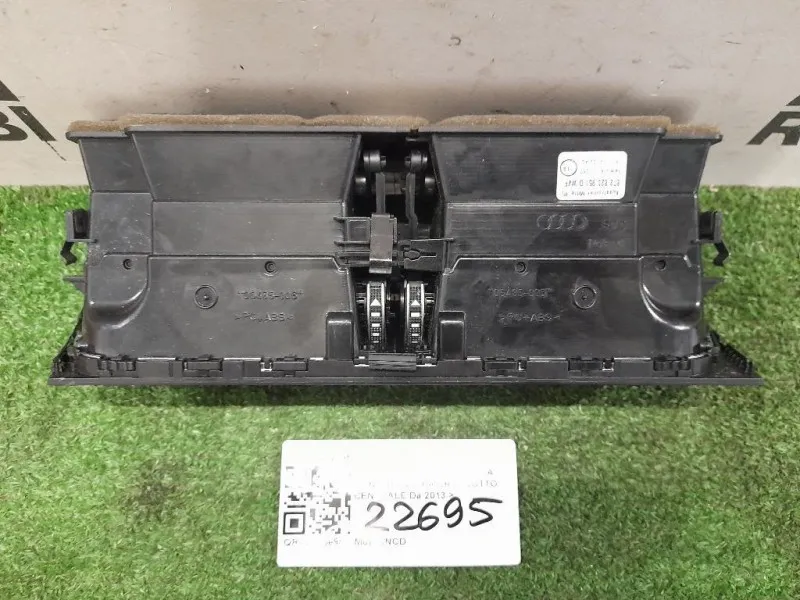 Griglia Condotto ARIA Cruscotto Centrale 8T2820951D Audi A5 8T3 2012