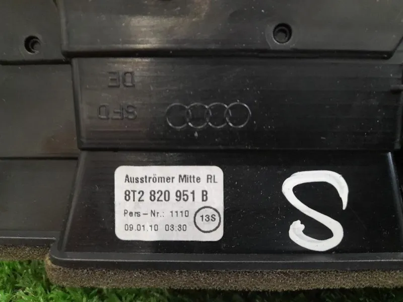 Griglia Condotto ARIA Cruscotto Centrale 8T2820951B Audi A5 8T3 2012