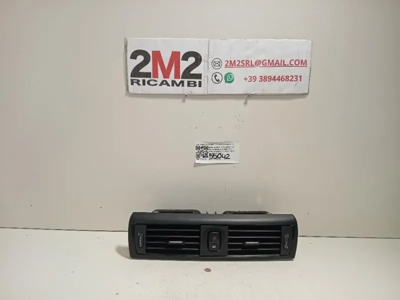 Griglia Condotto ARIA Cruscotto Centrale GRIGLIA CONDOTTO ARIA CRUSCOTTO CENTRALE Bmw Serie 1 F20 Berlina 2012