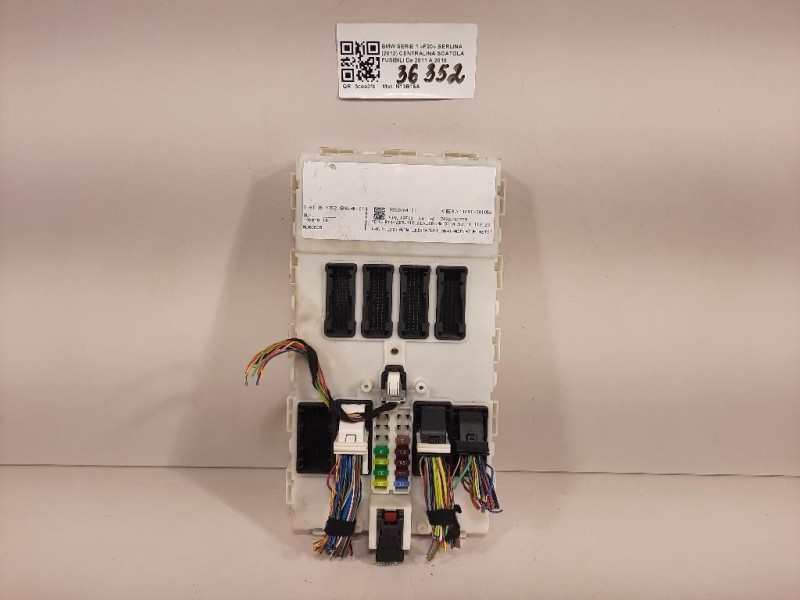 Griglia Condotto ARIA Cruscotto Centrale GX73-014L21-BC Jaguar XE 2015