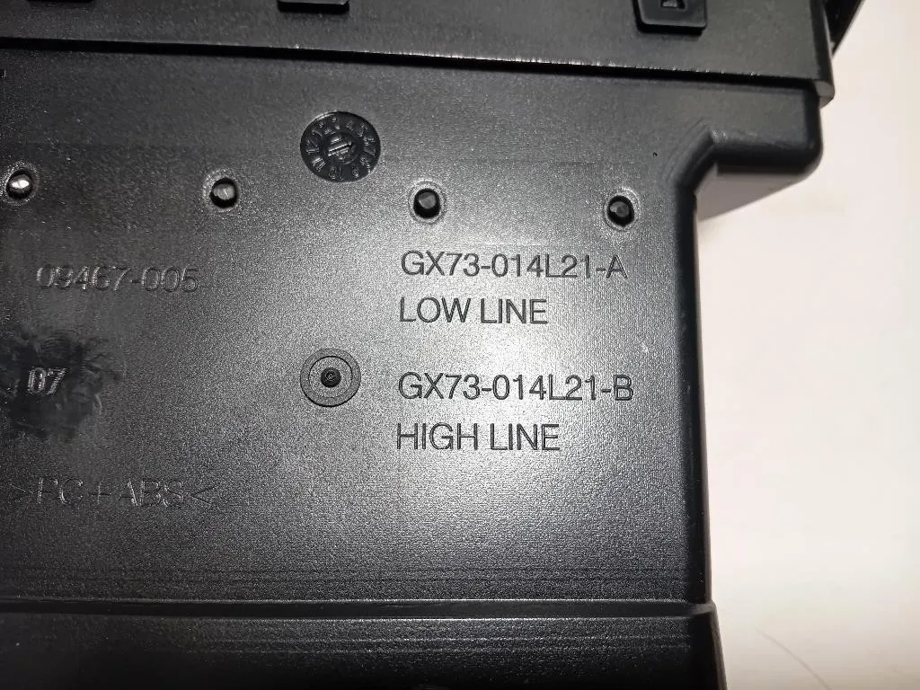 Griglia Condotto ARIA Cruscotto Centrale GX73-014L21-BC Jaguar XE 2015