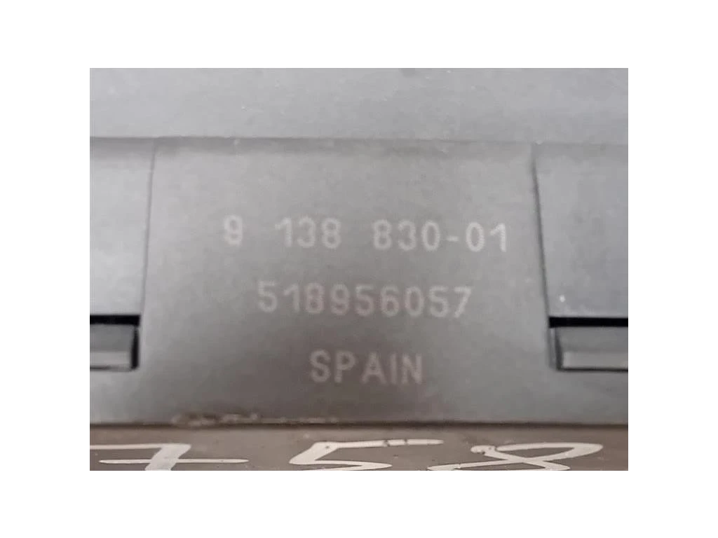 Centralina Scatola Fusibili 518956057 Bmw Serie 5 E60 Berlina 2004