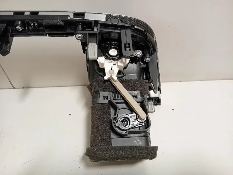 Griglia Condotto ARIA Cruscotto Centrale H8974-20900 Kia Stonic 2017