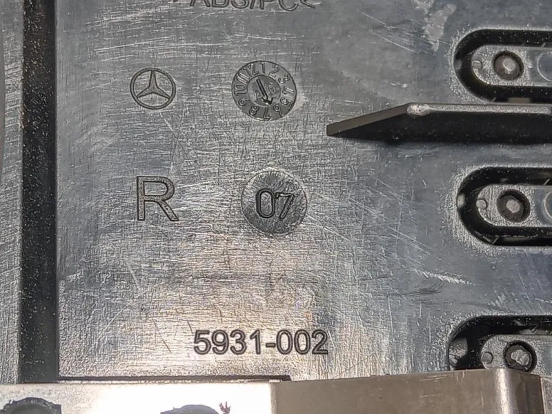 Griglia Condotto ARIA Cruscotto Centrale 5931-002 Mercedes Classe C W204 2007