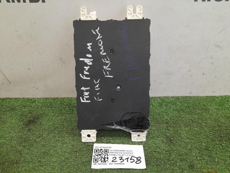 Centralina Scatola Fusibili 68154472AB Fiat Freemont 2011