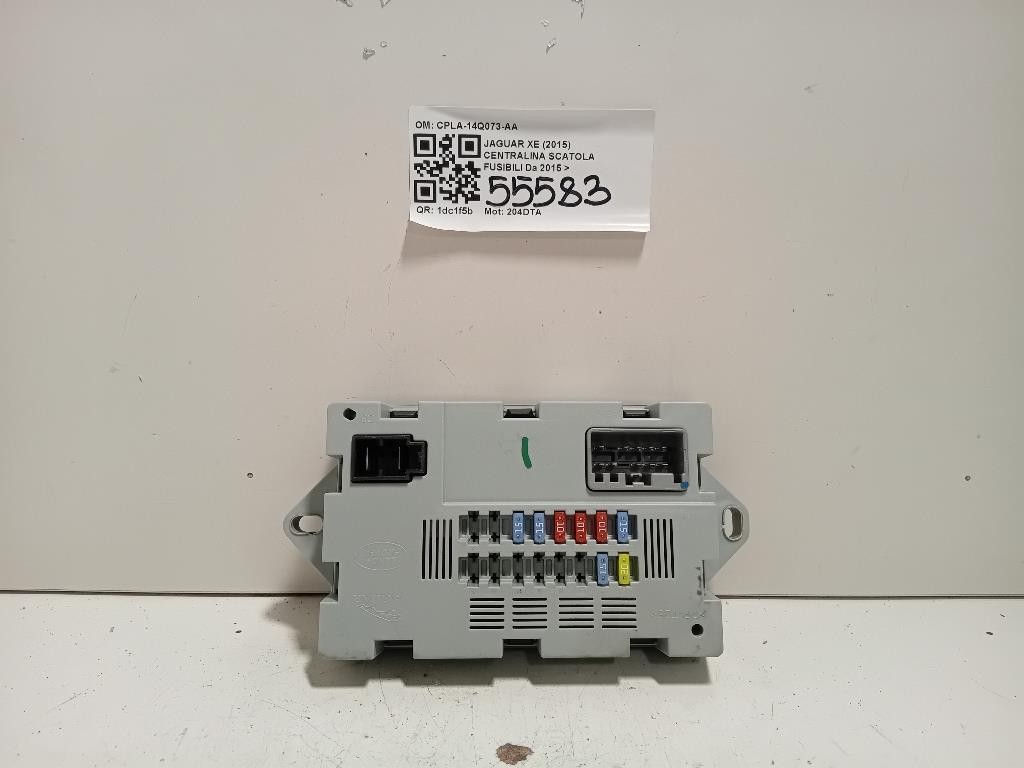 Centralina Scatola Fusibili CPLA-14Q073-AA Jaguar XE 2015