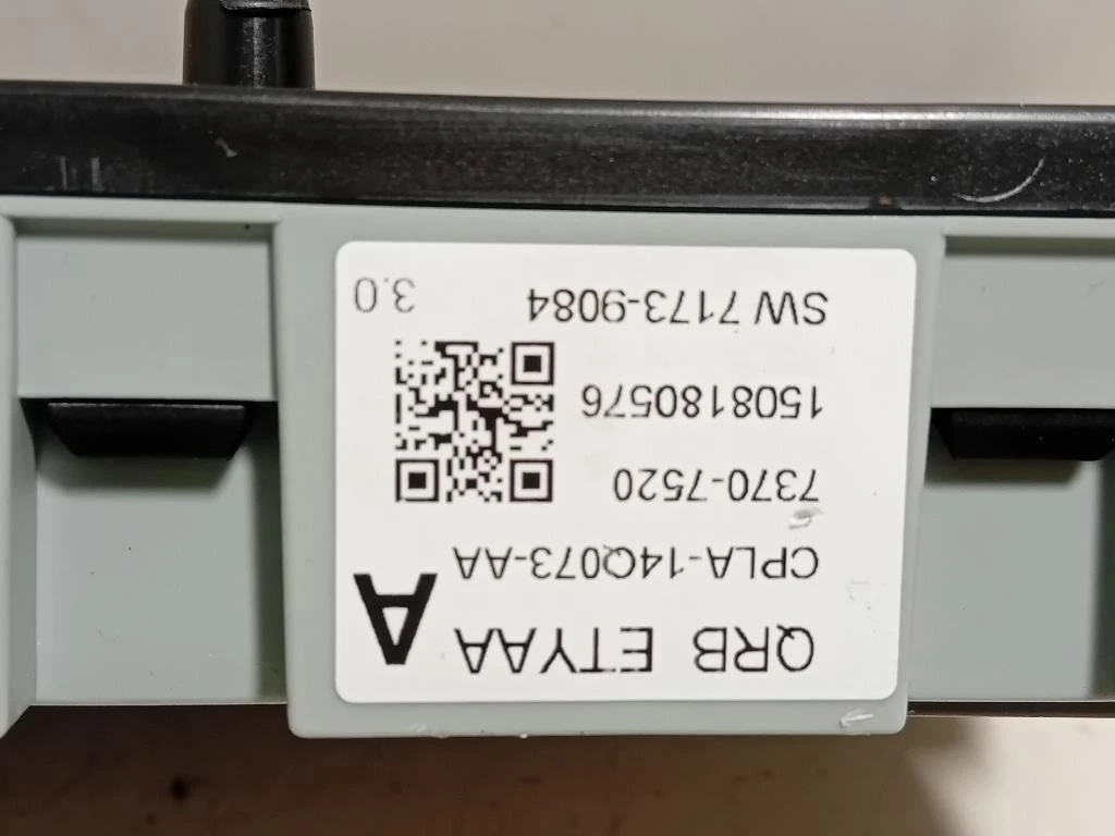 Centralina Scatola Fusibili CPLA-14Q073-AA Jaguar XE 2015