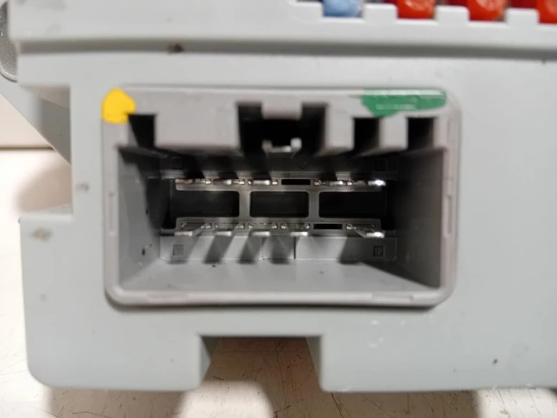 Centralina Scatola Fusibili CPLA-14Q073-AA Jaguar XE 2015
