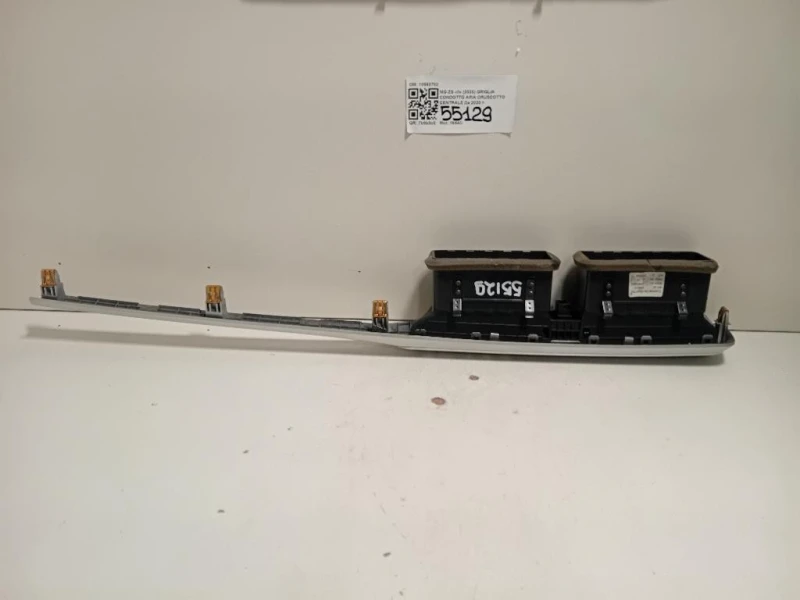 Griglia Condotto ARIA Cruscotto Centrale 10563702 Mg ZS II 2020