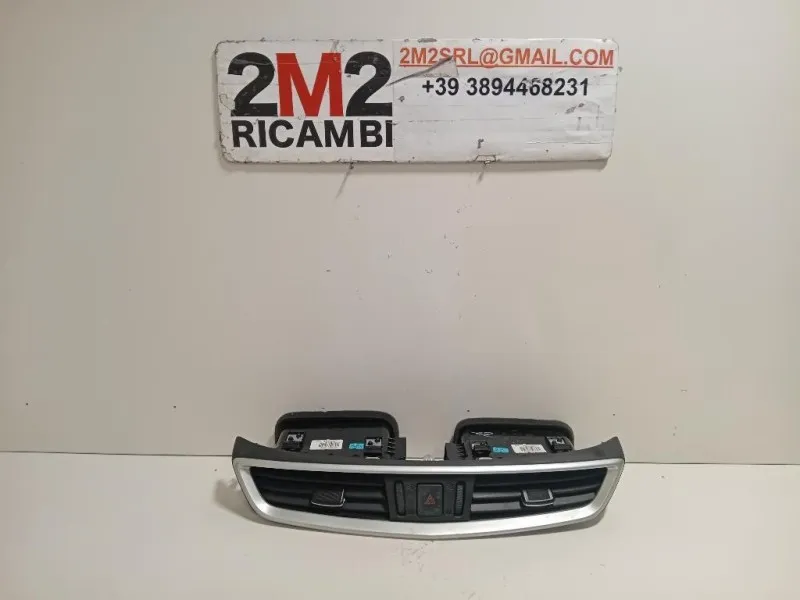 Griglia Condotto ARIA Cruscotto Centrale 687504 Nissan Qashqai II 2014