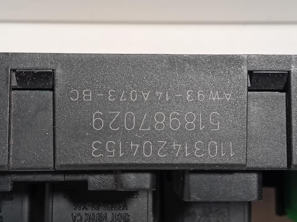 Griglia Condotto ARIA Cruscotto Centrale 687504EA0A Nissan Qashqai II 2014