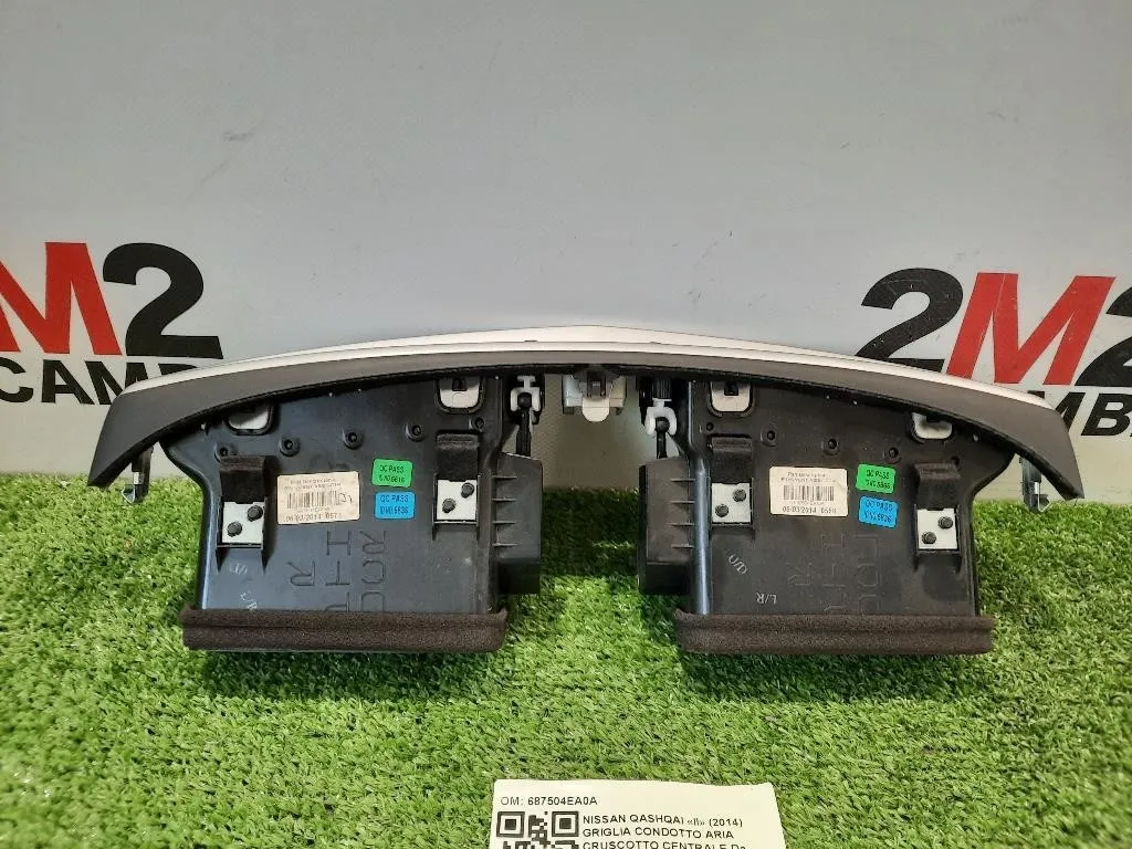 Griglia Condotto ARIA Cruscotto Centrale 687504EA0A Nissan Qashqai II 2014