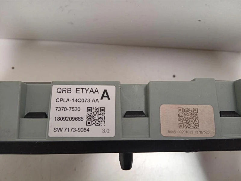 Centralina Scatola Fusibili CPLA-14Q073-AA Land Rover Range Rover Evoque I 2015