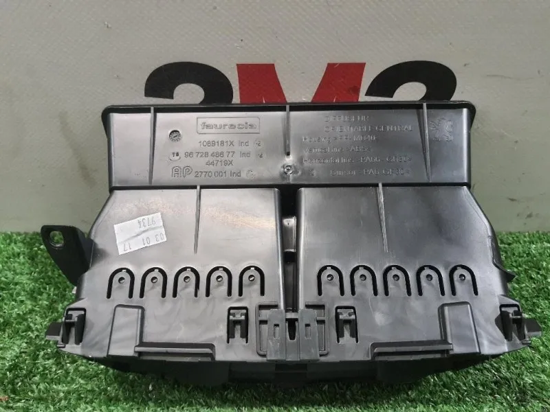 Griglia Condotto ARIA Cruscotto Centrale 9672848677 Peugeot 208 I 2015