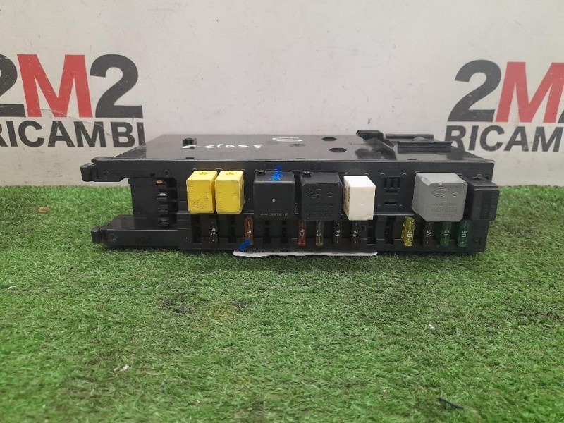 Griglia Condotto ARIA Cruscotto Centrale 687508859R Renault CLIO IV 2013