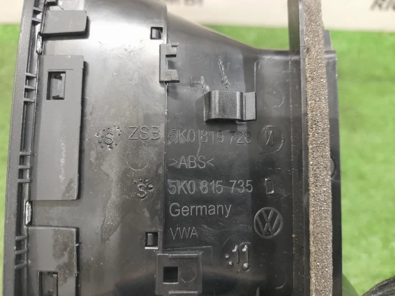 Griglia Condotto ARIA Cruscotto Centrale 5K0819743E 5K0815735D 5K0815736D Volkswagen GOLF VI 2009