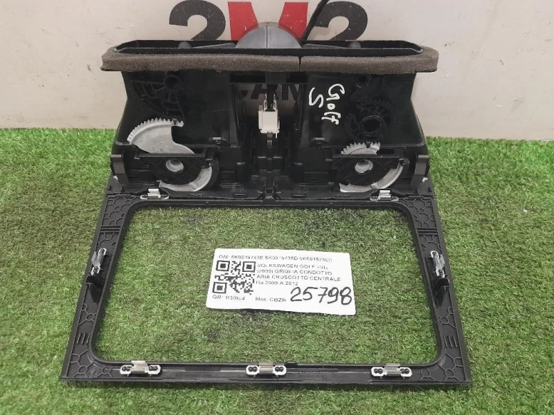Griglia Condotto ARIA Cruscotto Centrale 5K0819743E 5K0815735D 5K0815736D Volkswagen GOLF VI 2009
