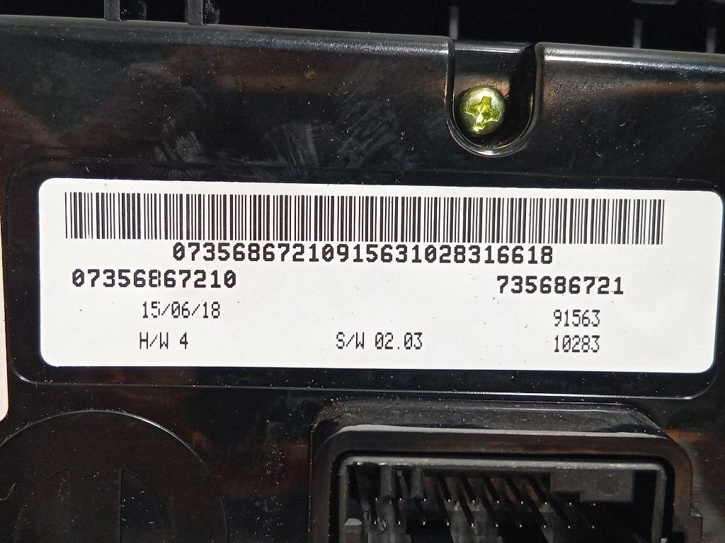 Griglia Condotto ARIA Cruscotto Centrale 39804051 Volvo V60 I 2013