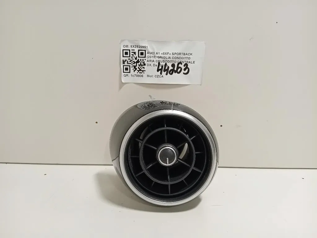 Griglia Condotto ARIA Cruscotto Centrale DX 8X2820951 Audi A1 8XF Sportback 2015