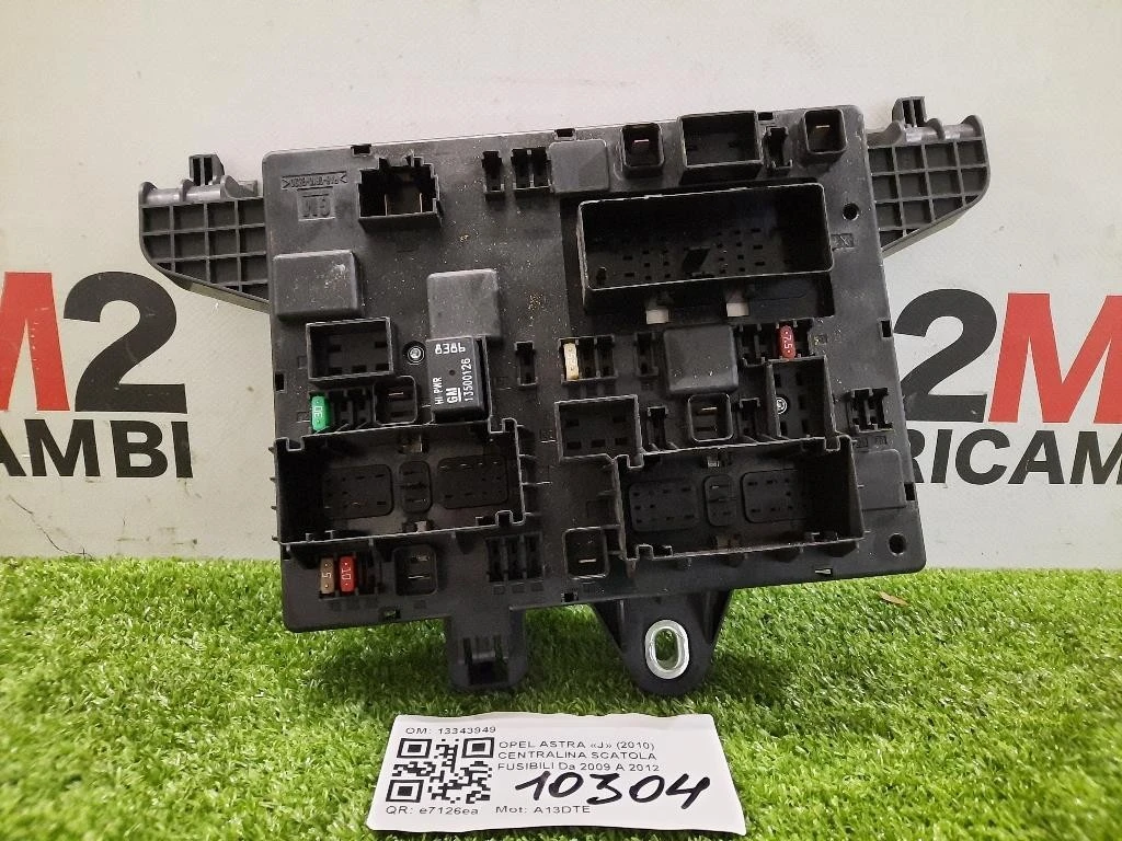 Centralina Scatola Fusibili 13343949 Opel Astra J 2010