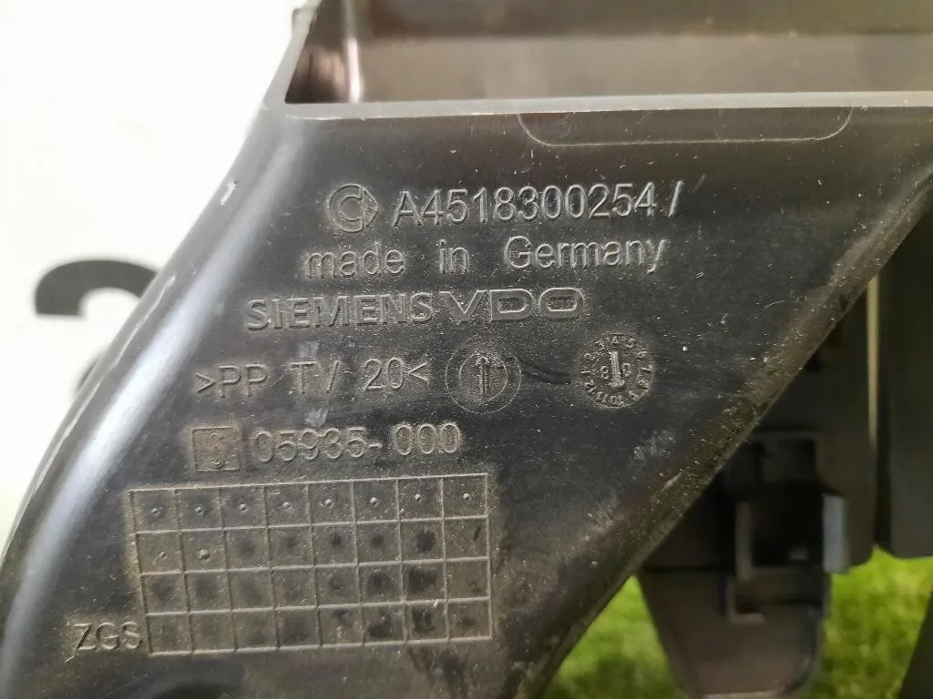 Griglia Condotto ARIA Cruscotto Centrale SUP A4518300254 Smart Fortwo Cabrio 451 2007