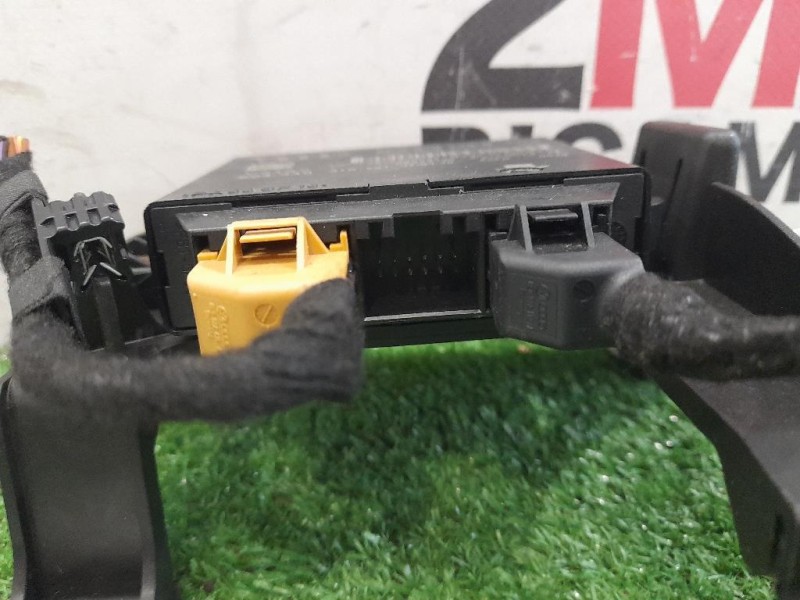 Assale POST 555016666R Dacia Duster I 2014