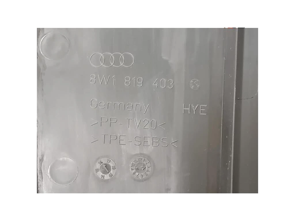 Griglia Condotto ARIA Parabrezza 8W1 819 403 PARABREZZA Audi A4 8W5 Avant 2015