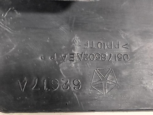 Griglia Condotto ARIA Parabrezza 05178502AEA Fiat Freemont 2011