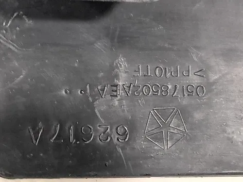 Griglia Condotto ARIA Parabrezza 05178502AEA Fiat Freemont 2011