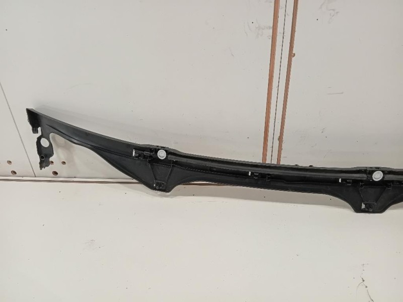 Griglia Condotto ARIA Parabrezza A2058690007 Mercedes Classe C W205 2014