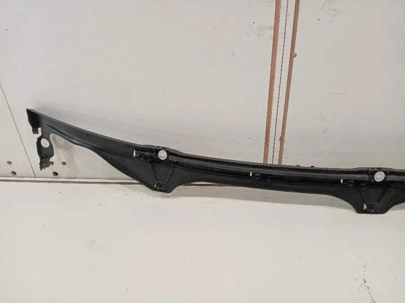 Griglia Condotto ARIA Parabrezza A2058690007 Mercedes Classe C W205 2014