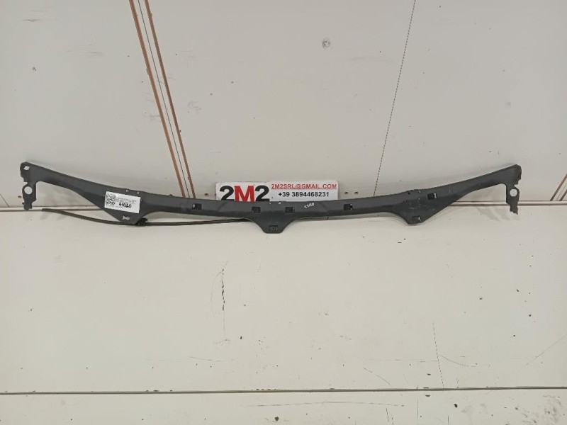 Griglia Condotto ARIA Parabrezza A2058690007 Mercedes Classe C W205 2014