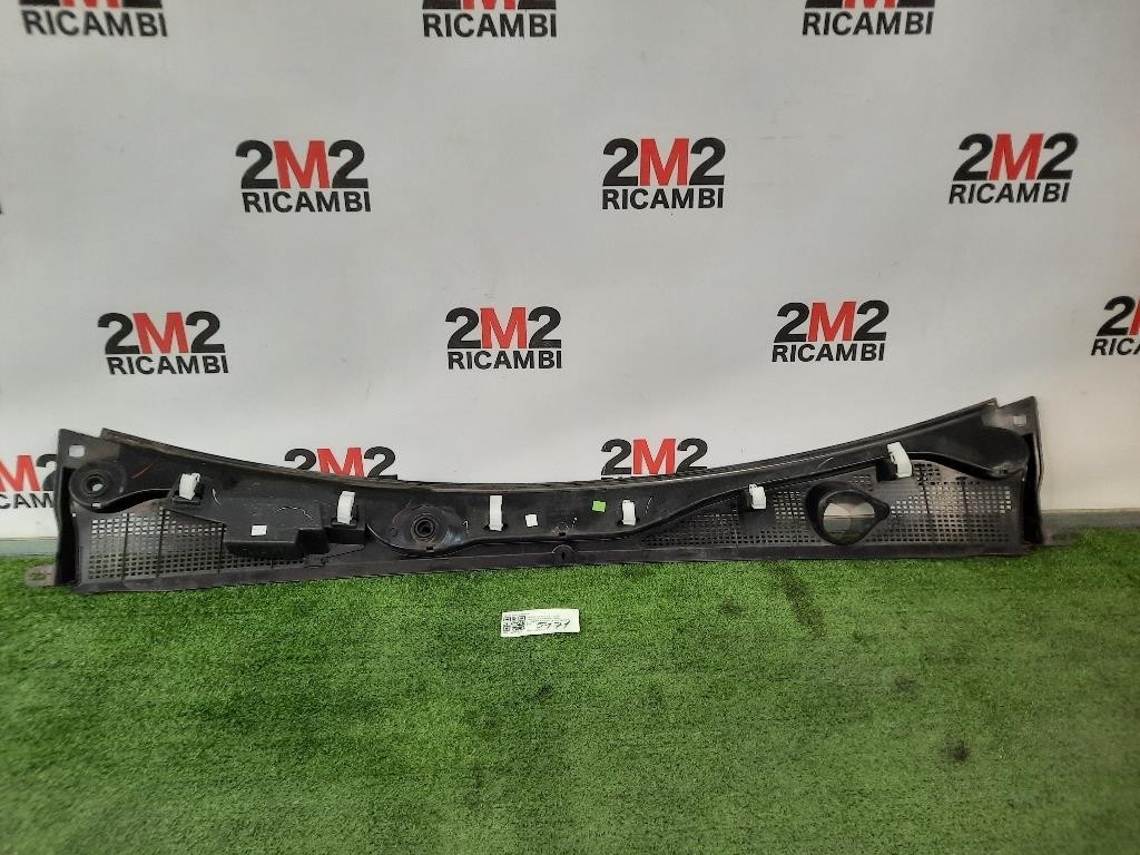 Griglia Copertura Cunetta Acqua 668119050R Dacia Dokker 2013