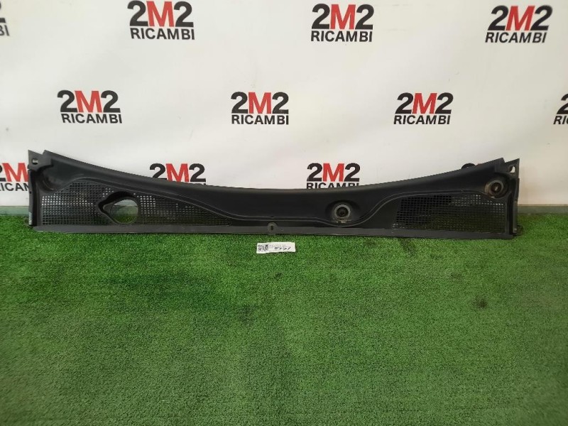 Griglia Copertura Cunetta Acqua 668119050R Dacia Dokker 2013