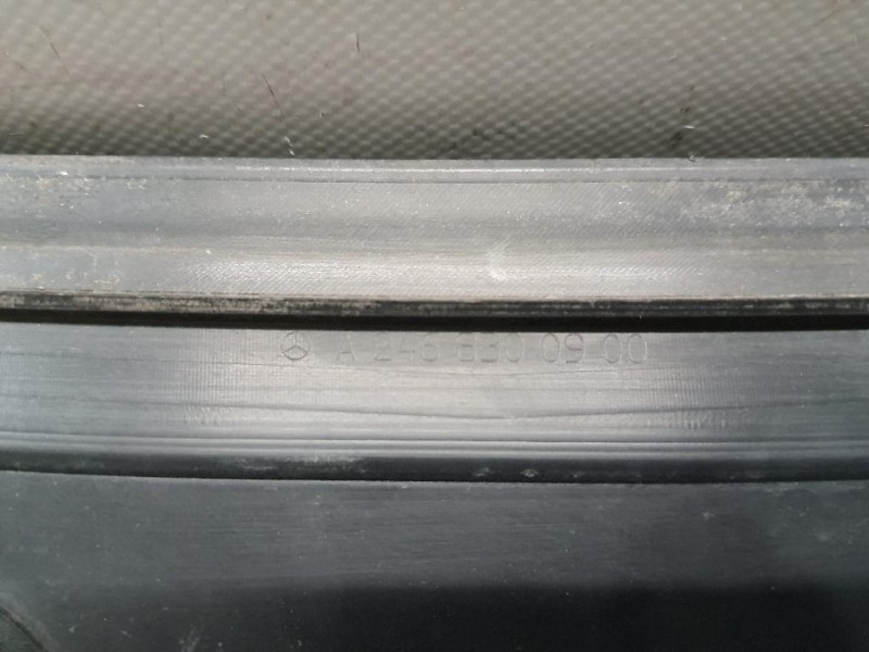 Griglia Copertura Cunetta Acqua A2468300900 Mercedes Classe B W246 2012