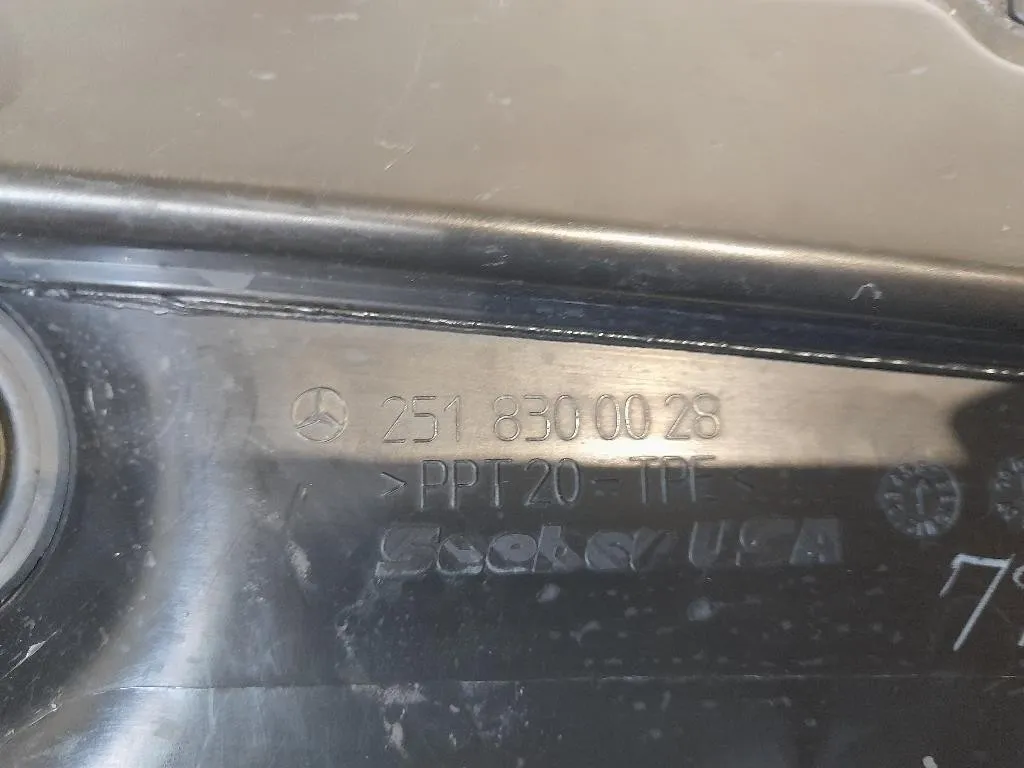 Griglia Copertura Cunetta Acqua A2518300028 Mercedes Classe R W251 2006